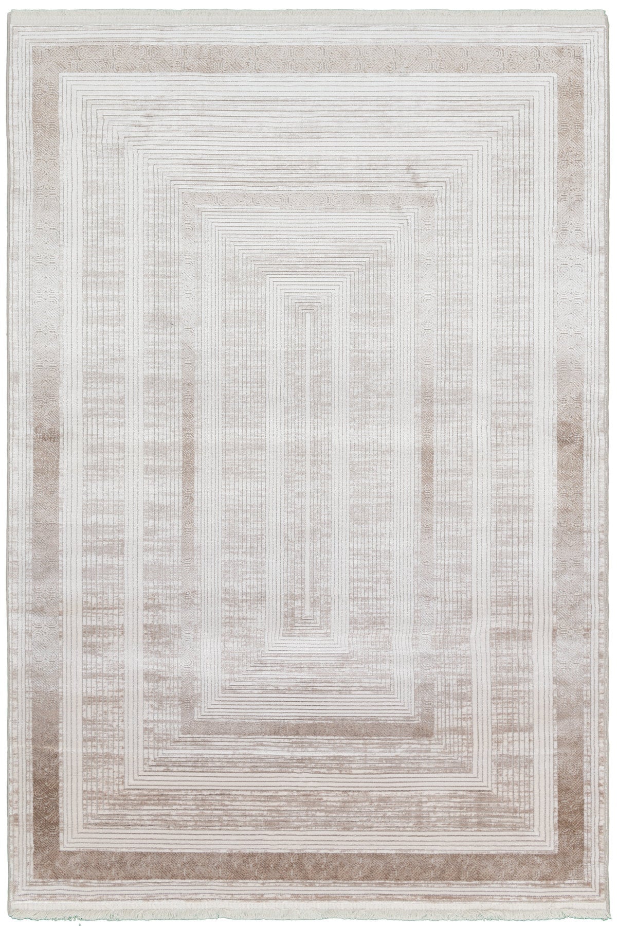 Nazenin SandEcho – Stillhet i mjuka sandtoner