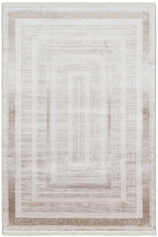 Nazenin SandEcho – Stillhet i mjuka sandtoner