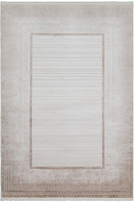 Nazenin LjusRam – Tidlös elegans med modern kant