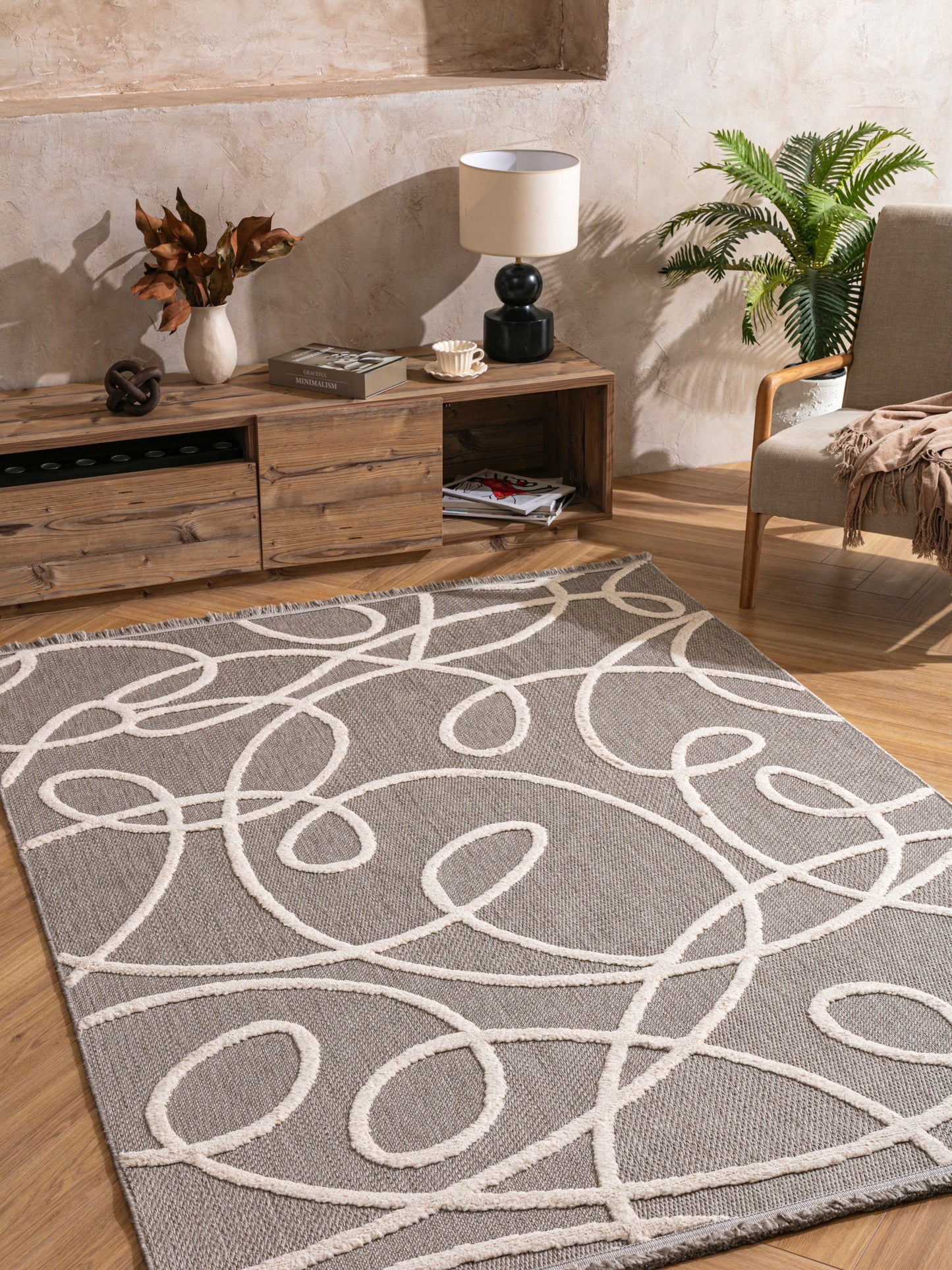 Focus LjusSväng – Lekfull elegans i neutrala toner