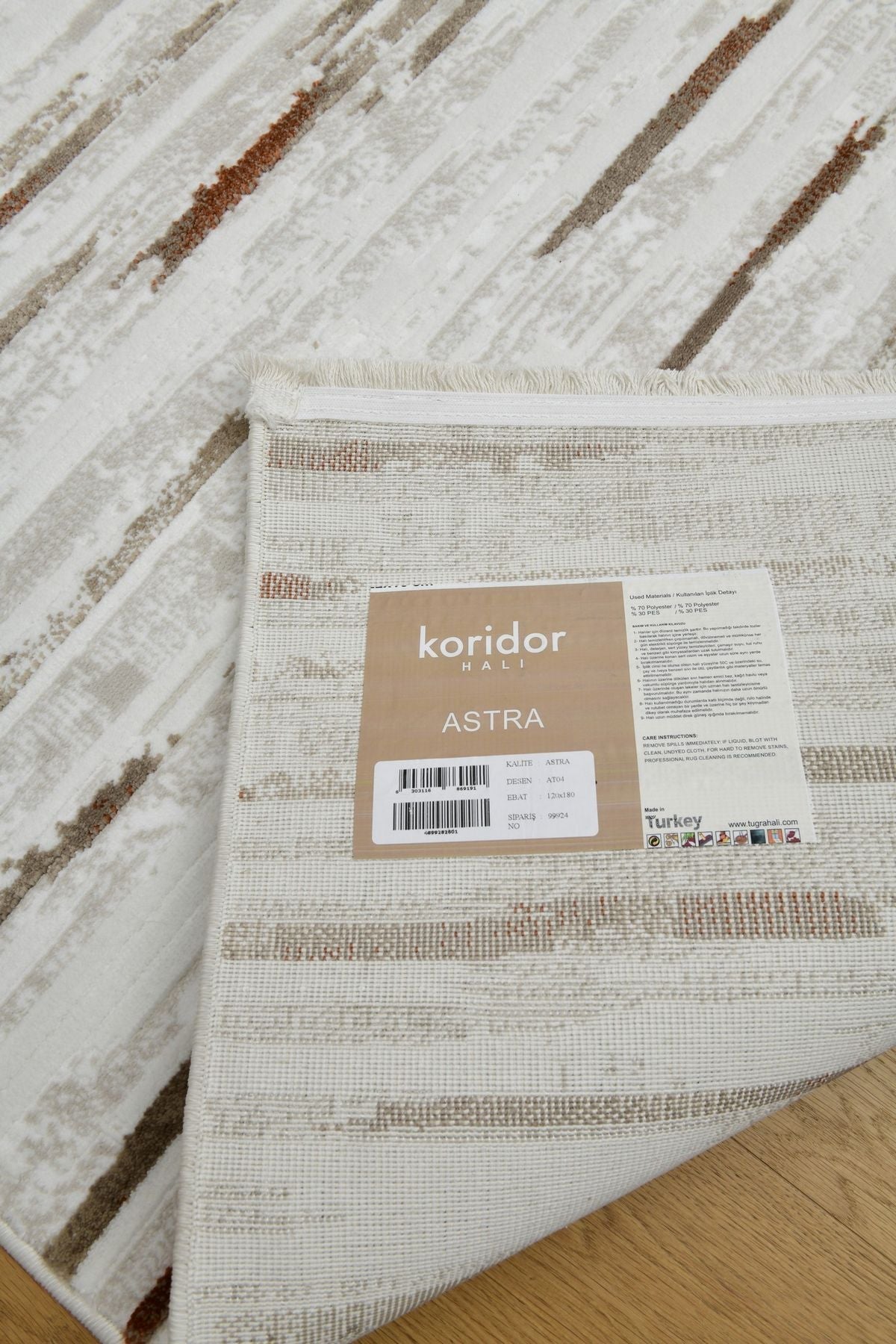 Astra RustLjus – Värme i rörelse och struktur