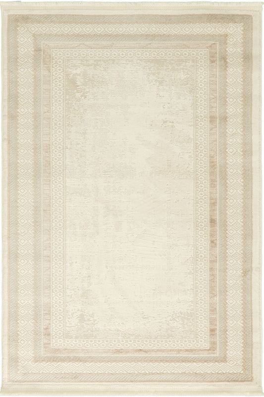 Bloom Sandro – En varm och tidlös elegans i beige och ljusa nyanser