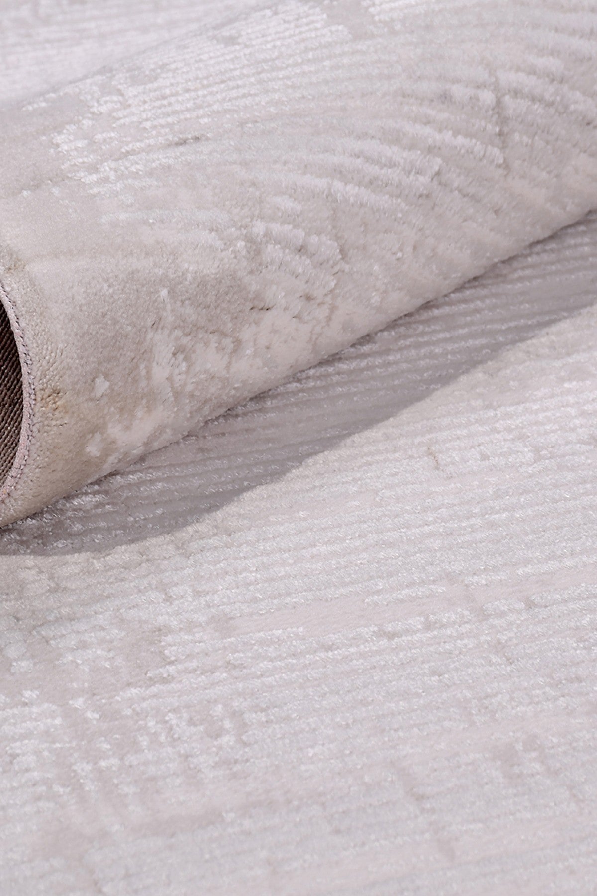 Eyfel Isblå – Tidlös ro i dämpade blåtoner