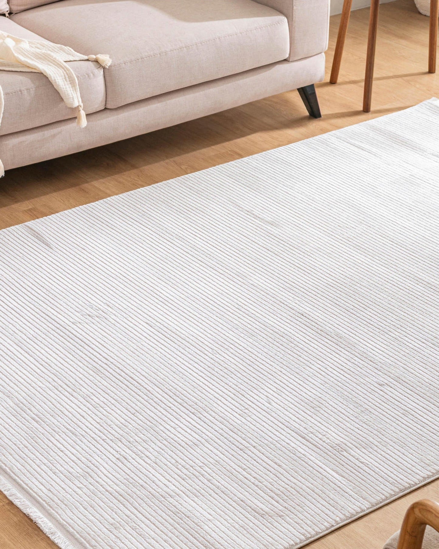 Juliet Ribbstruktur – Ren minimalism i linjär perfektion