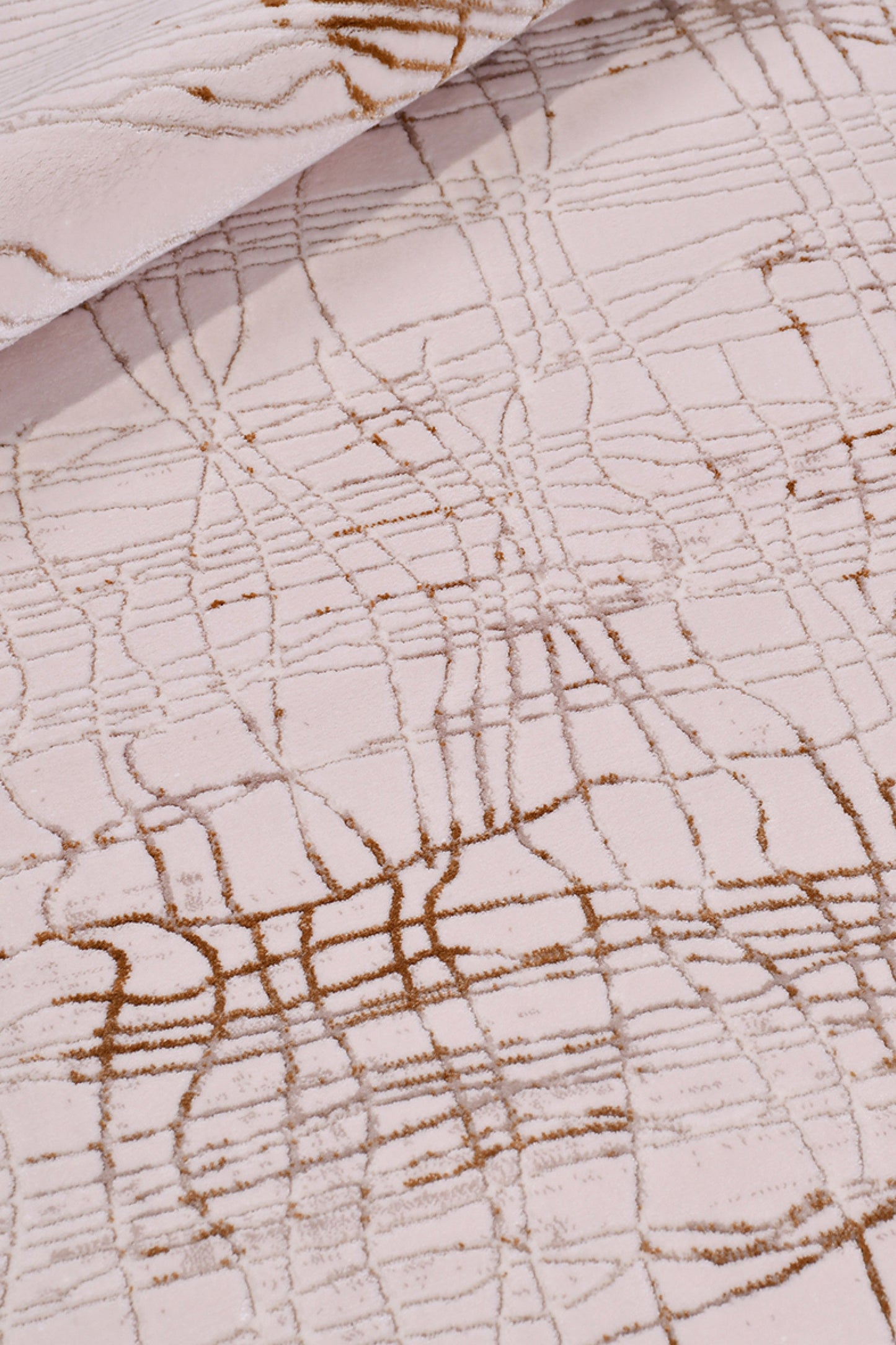 Ortaköy SandLinjär – Naturinspirerade linjer i varm sandton