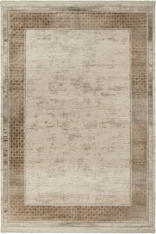 Picasso Sand - Ljus och stilren matta med varm sandfärgad ram